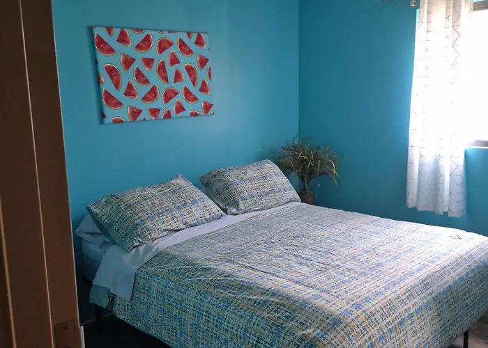 Lake Point Motel