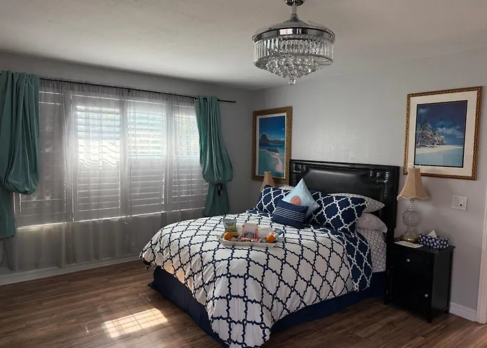 Romantic Coastal Private Room