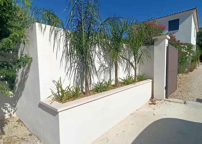 Douce Provence Magnifique Appartement Neuf Avec Jardin Proche Du Centre Ville