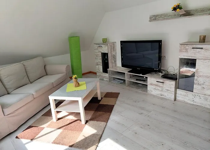 Ferienwohnung mit Terrasse und in Seenähe