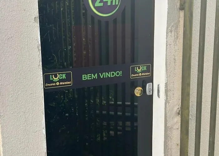 Apto c piscina e WiFi no coração de Colina de Laranjeiras