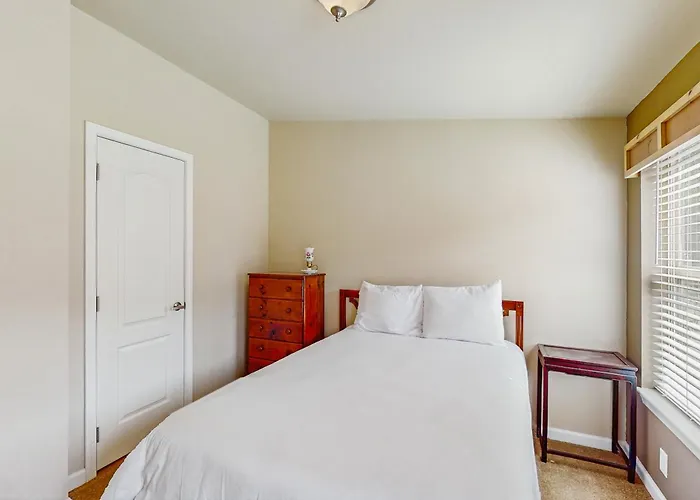 Trinity River Retreat