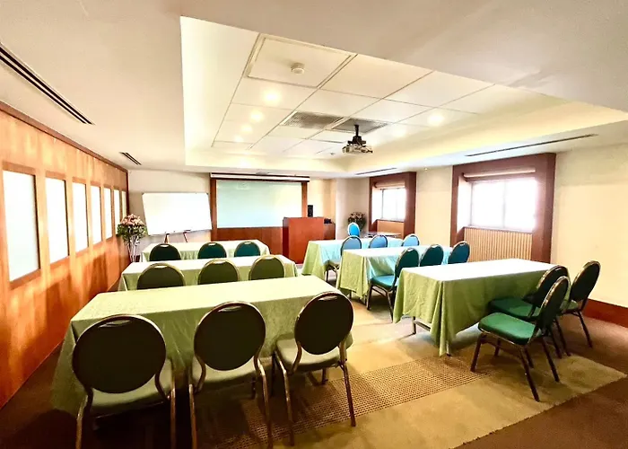 Hualien Charming City Hotel