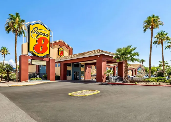 Super 8 By Wyndham Marana/Tucson Area