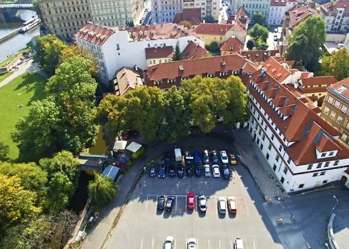 Pytloun Old Armoury Hotel Prague, Stara Zbrojnice