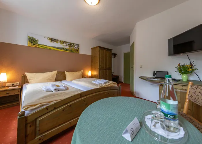 Waldgasthof & Hotel Am Sauwald