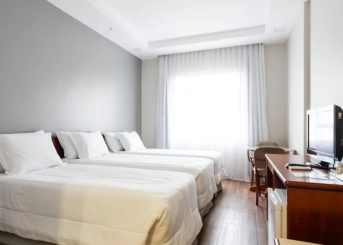 Hotel Carlton Plaza