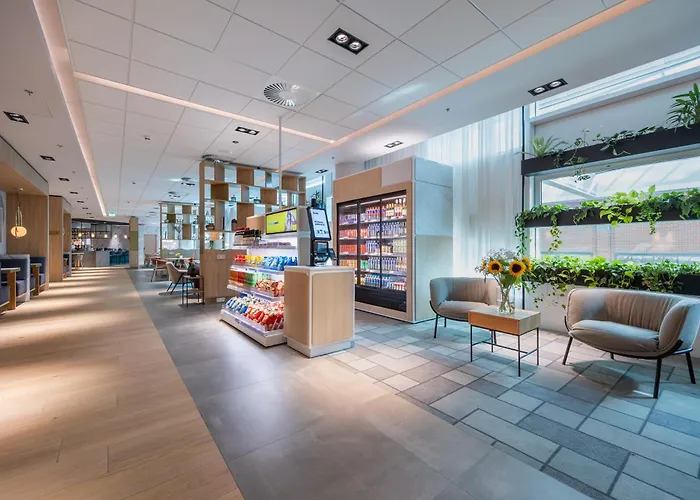Crowne Plaza Utrecht - Central Station By Ihg