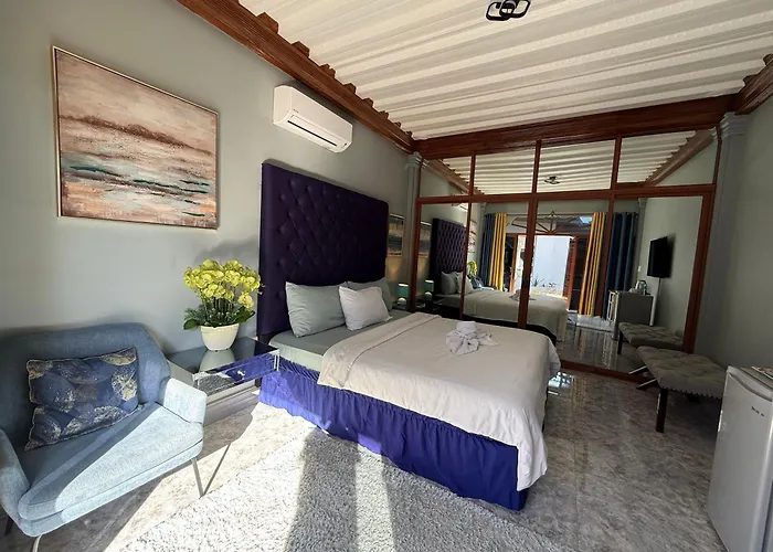 Lawson'S Beach Resort