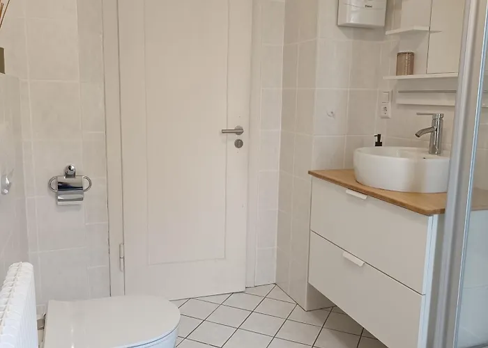 Ferienwohnung am Kurwald, Nähe Kliniken, 88qm, Parkplatz
