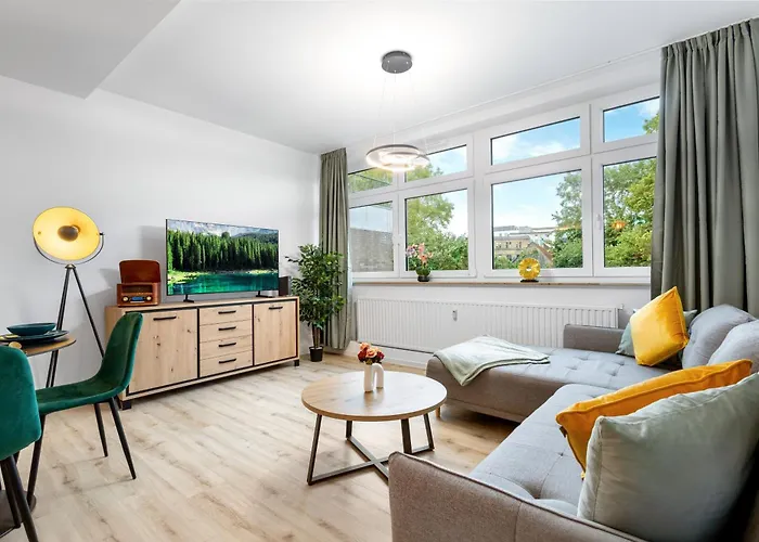 Exklusives Studio - Zentral Innenstadtlage - Kostenloser Parkplatz - Aufzug - Modern für bis zu 4 Personen - Smart Home