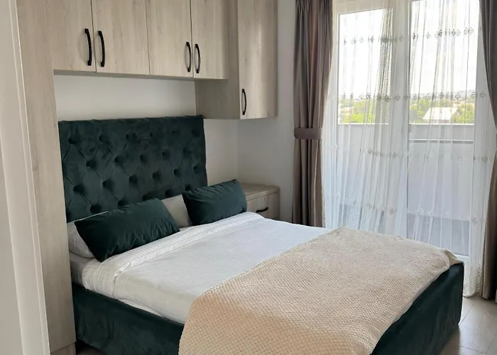 Golden Suite Apartment