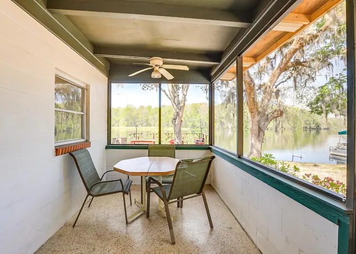 Dock & Fire Pit: Scenic Studio On Suwannee River!