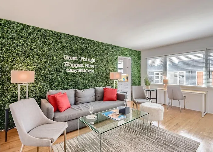 Walk To Beach - King Apt In #1 Area - Ab