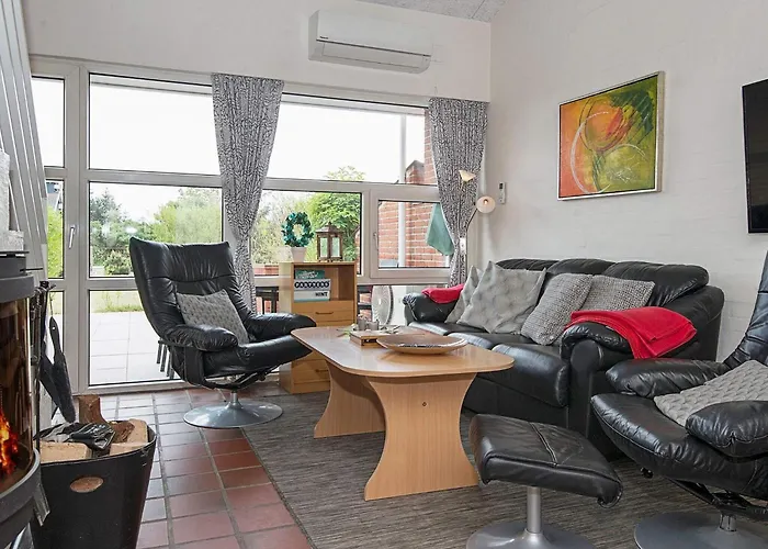 4 Star Holiday Home In Blavand