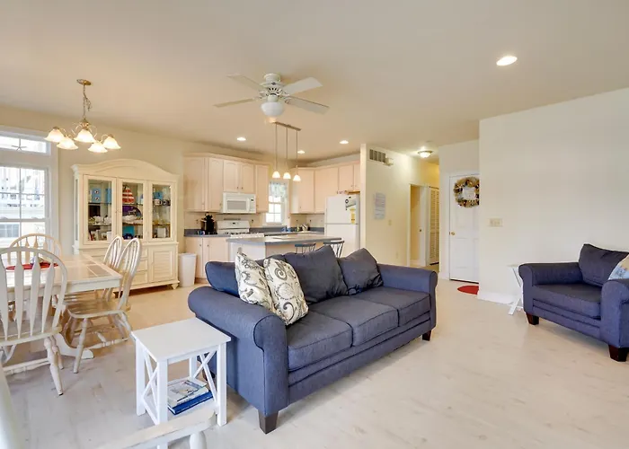 Sunny Ocean City Retreat ~ Qtr-Mi To Beach!