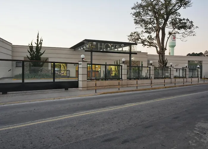Bristol Villaggio Rosa Aruja
