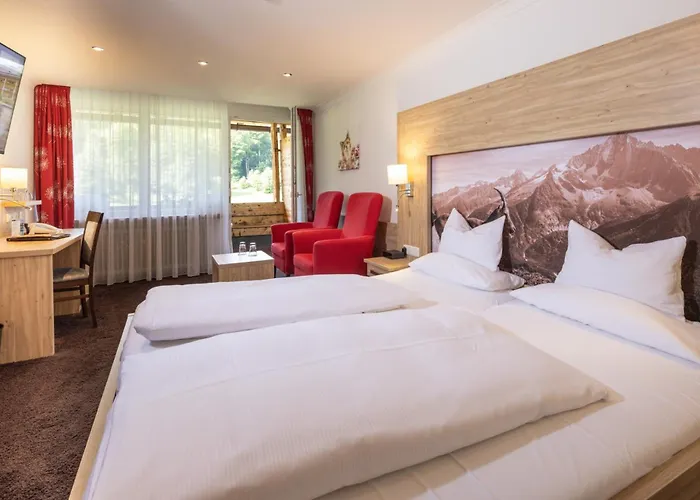 Alm-&Wellnesshotel Alpenhof