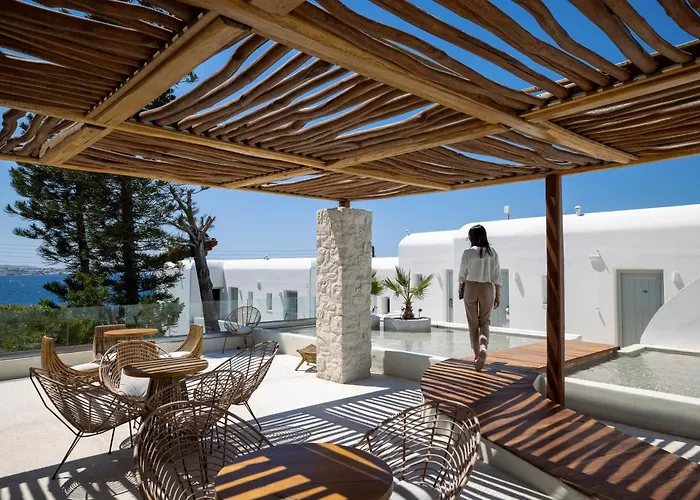 Poseidon Hotel Suites