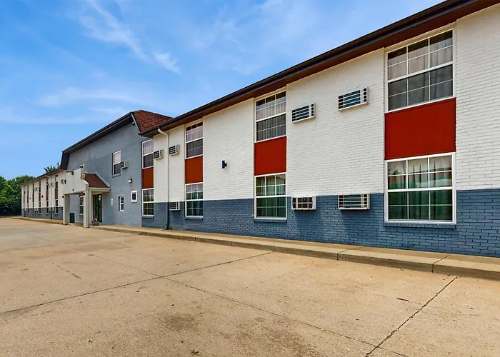 Red Lion Inn & Suites Olathe Kansas City