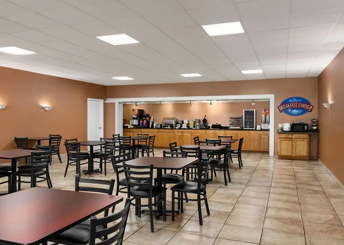 Baymont By Wyndham Salem Roanoke Area