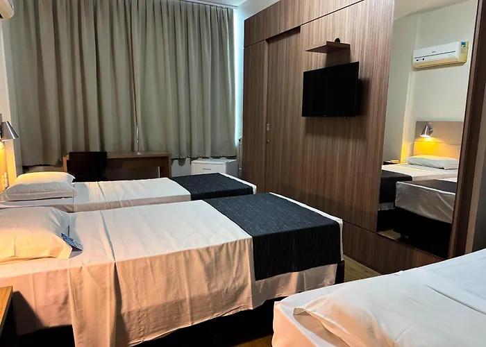 Hotel Valerim Itajaí / Navegantes