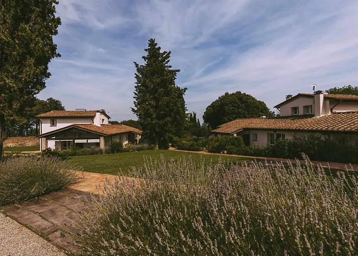 Borgo Le Colline Luxury Agriturismo In Tuscany