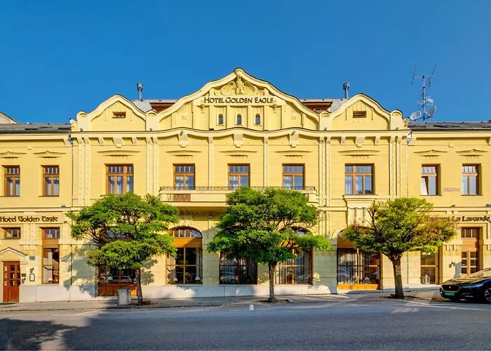 Hotel Golden Eagle