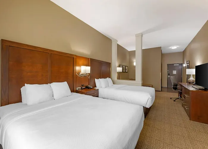 Comfort Suites West Omaha