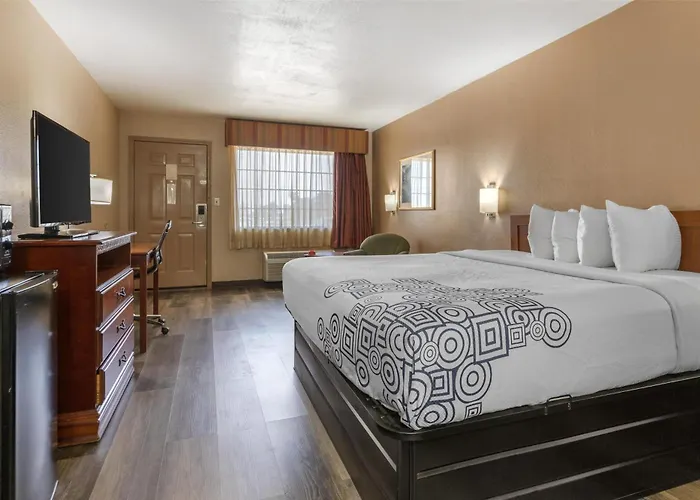 Surestay Plus Hotel By Best Western Poteau