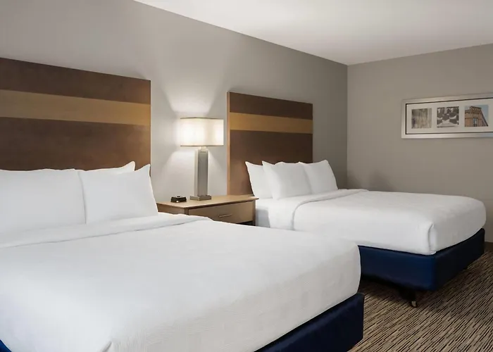 Little Crow Hotel & Conference, Trademark By Wyndham