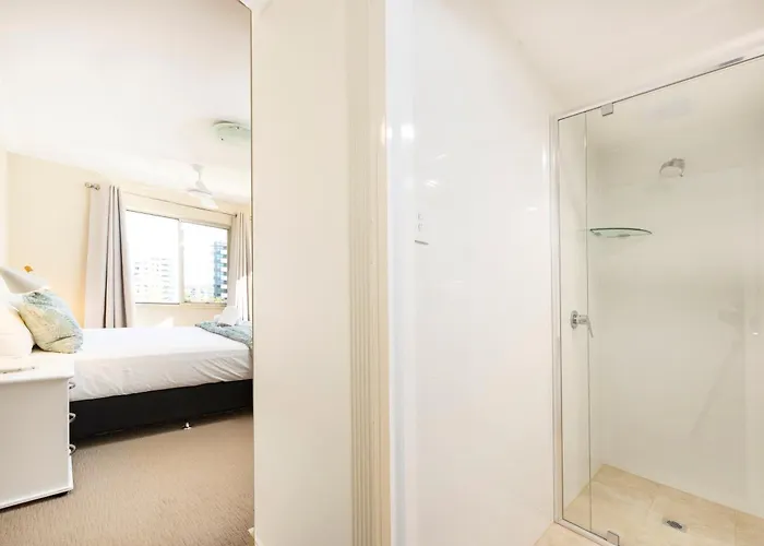 Whitesands 402