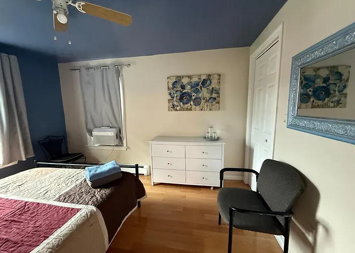 Beautiful 2-Bedroom, 2-Bath Townhouse