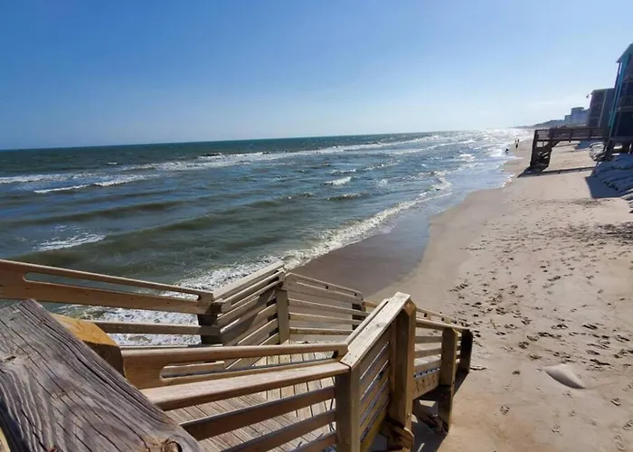Steps To The Ocean! 285