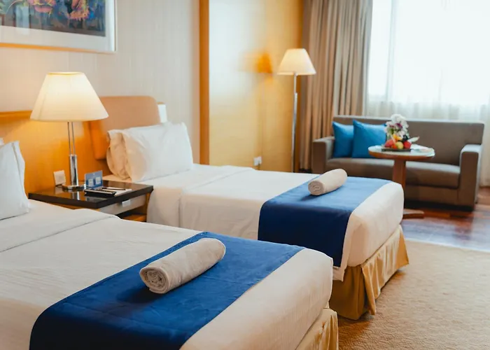 Royale Chulan The Curve