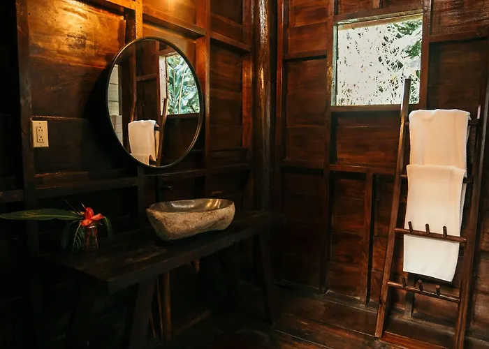 La Loma Jungle Lodge And Chocolate Farm Bocas del Toro
