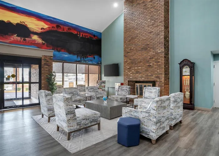 Surestay Plus Hotel By Best Western Greenwood