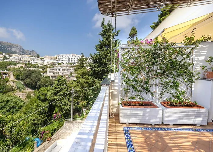 Oliveto Capri Apartments