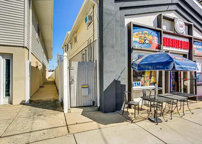 1 Block To Beach: Sea Isle City Retreat W/ Patio!