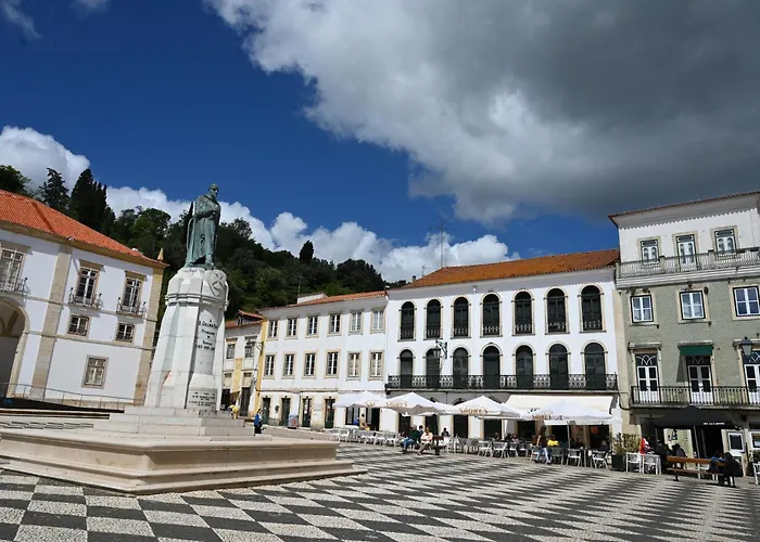 ESTÚDIO 81 junto à Sinagoga