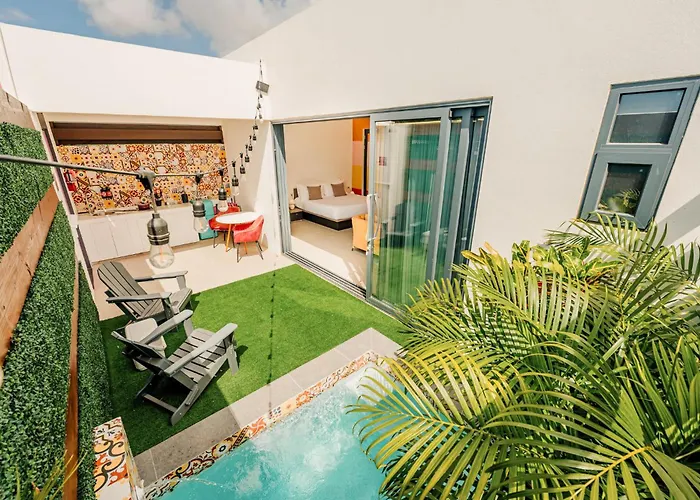 Privada Stays - Lofts With Private Pool And Oasis, Near Eagle Beach