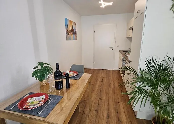Luna Apartment