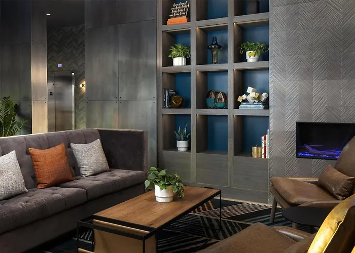 Hotel Avail Rogers, Tapestry Collection By Hilton