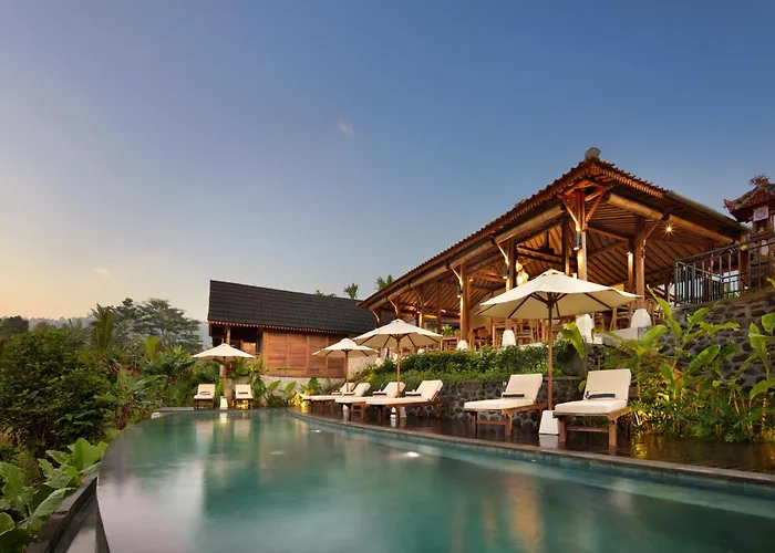 Devani Resort Sidemen