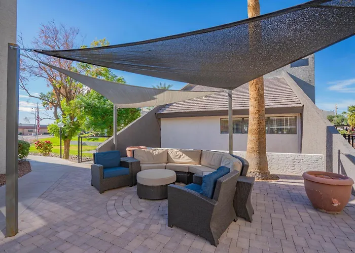 Spacious 2Bd - Parking, Gym, Pool - Sleep 8 - 5Min Casino