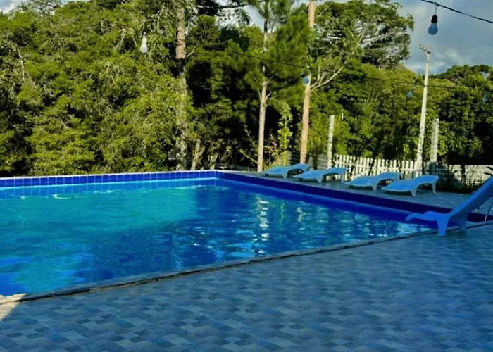 Suite Piscina térmica e Banheira Jacuzzi a 20km de Ctba