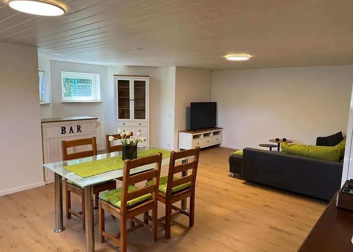 Große Wohnung am Segelflugplatz