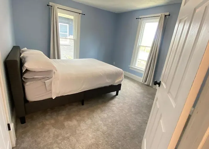 Cozy Home In Olde Towne East