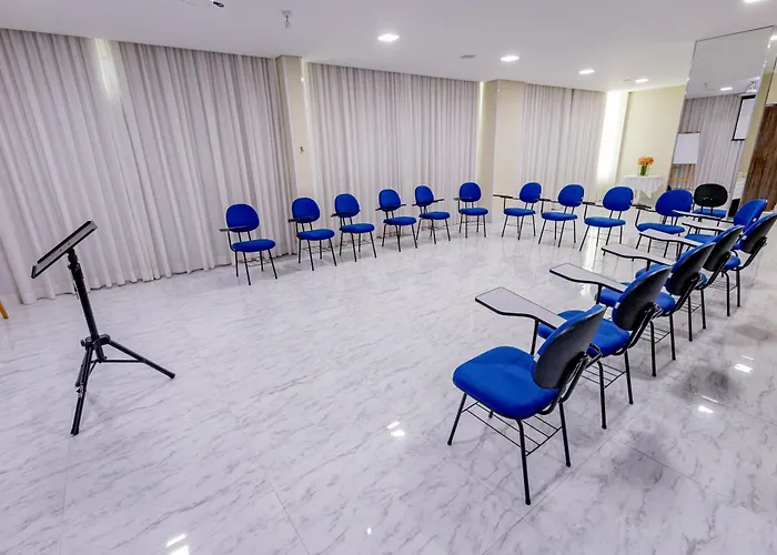 Padom Business Hotel