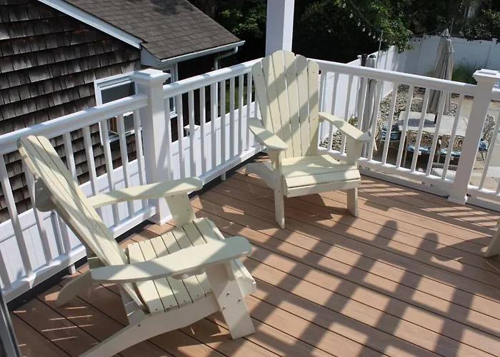 Gorgeous Beach House With Large Pool & Private Beach, Just 3 Blocks Away!!